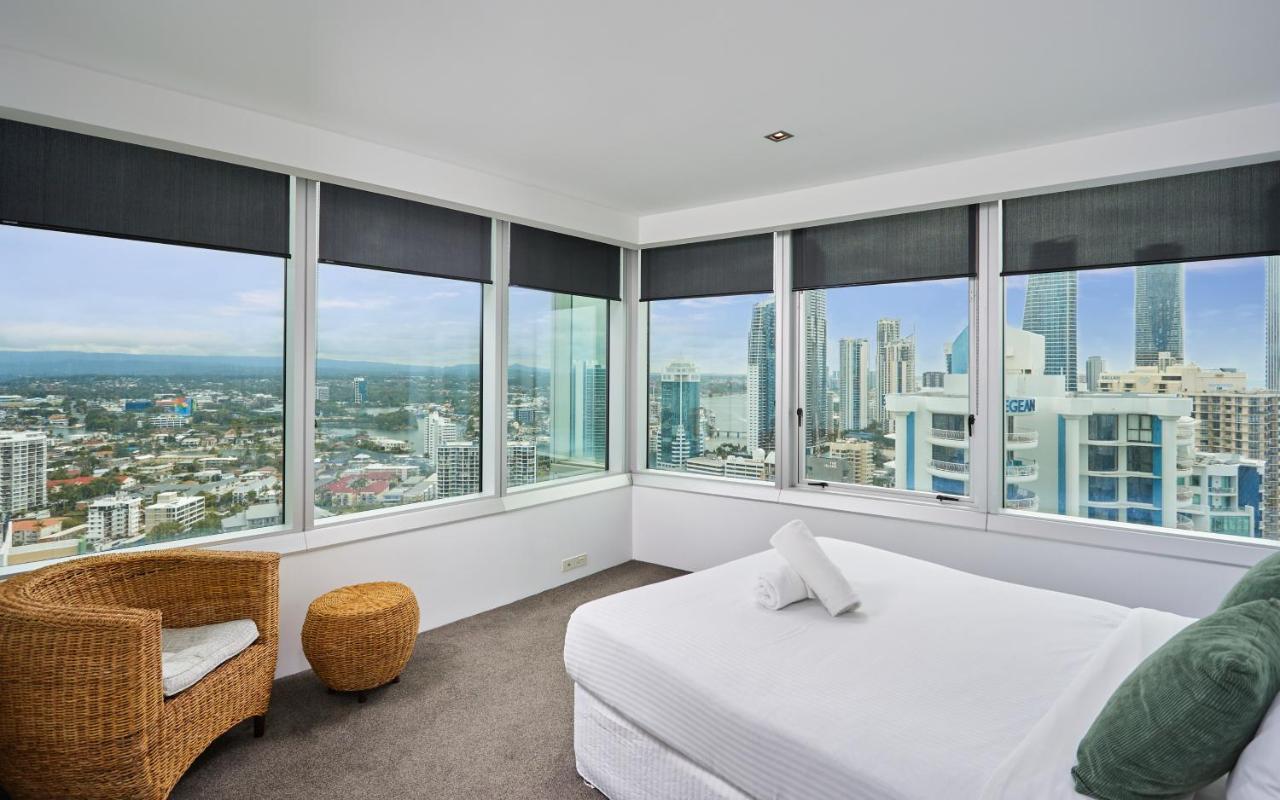 Serain Residences On 9 Hamilton Avenue Gold Coast Exterior photo