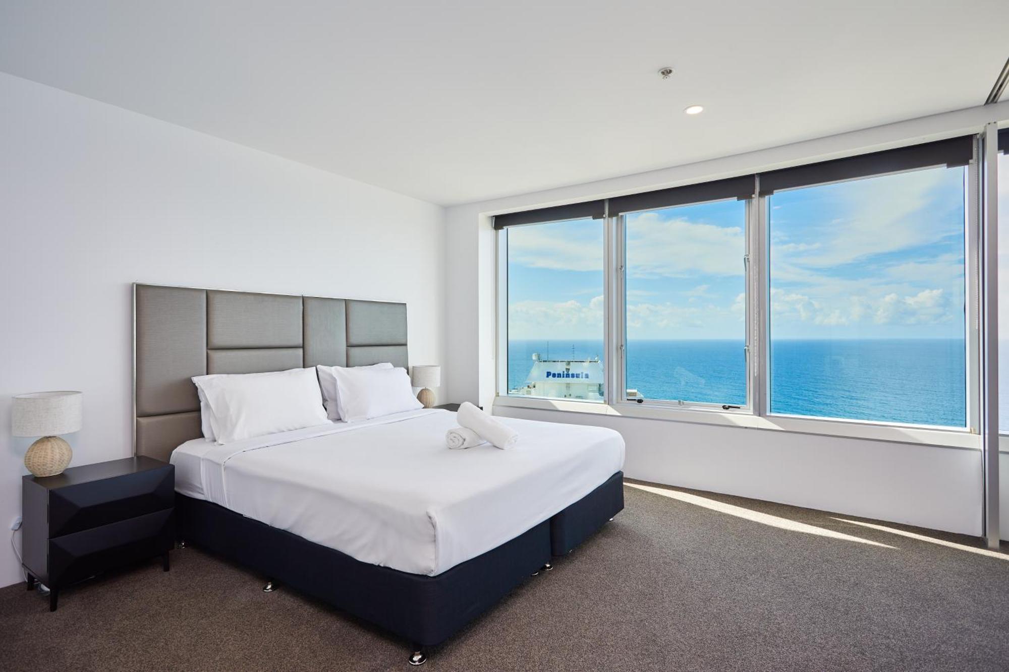 Serain Residences On 9 Hamilton Avenue Gold Coast Exterior photo